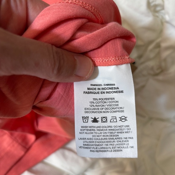 New with Tags Nike Coral Athletic Tank Top Size Small - Picture 3 of 5